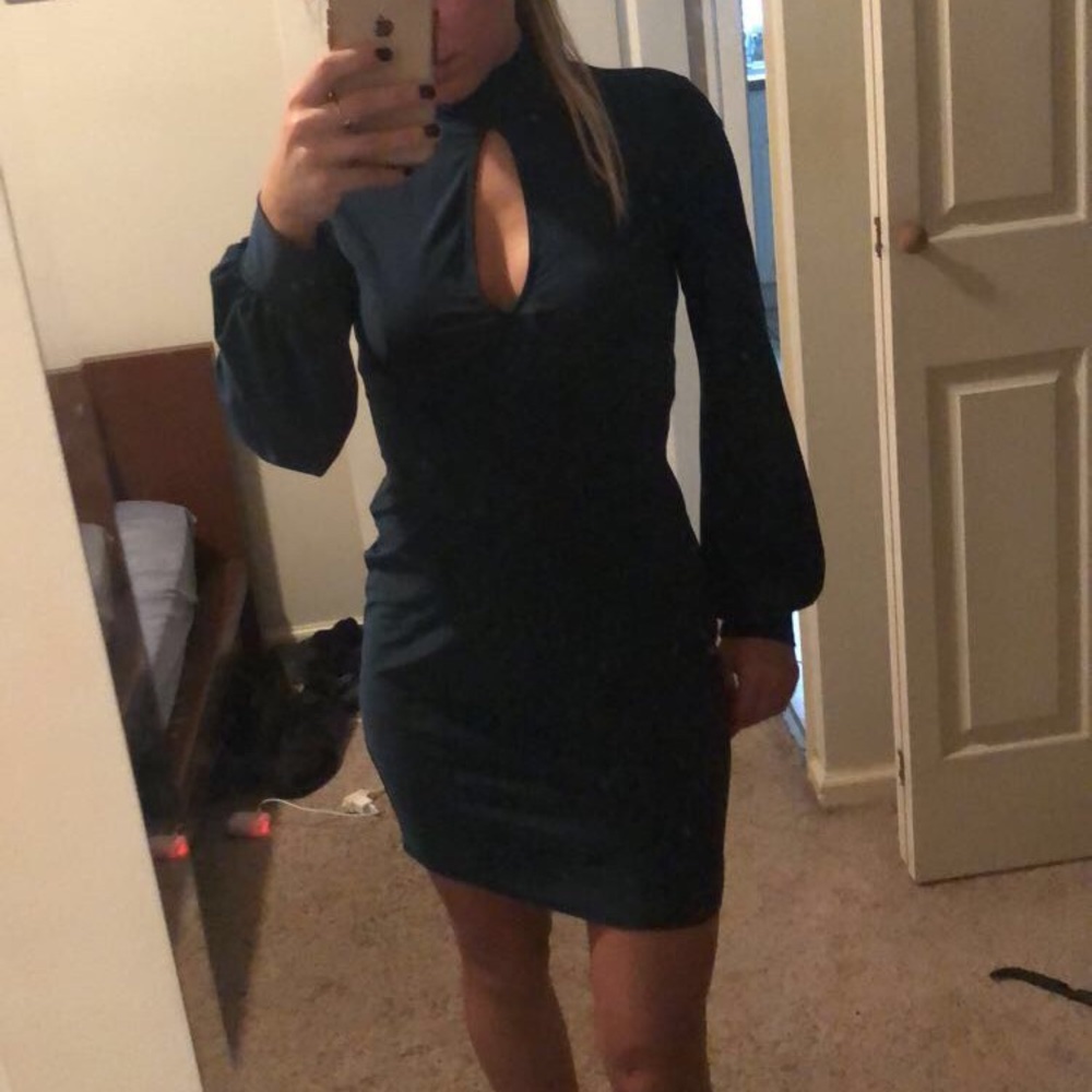 BNWT dark green dress size large